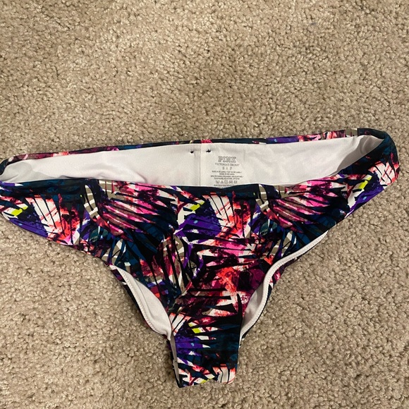 PINK Bikini - Picture 2 of 3